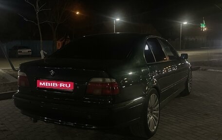 BMW 5 серия, 1996 год, 550 000 рублей, 1 фотография