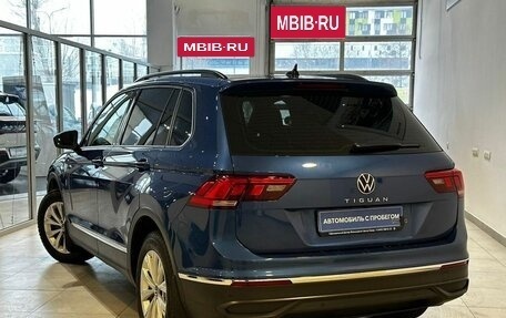 Volkswagen Tiguan II, 2021 год, 2 950 000 рублей, 5 фотография