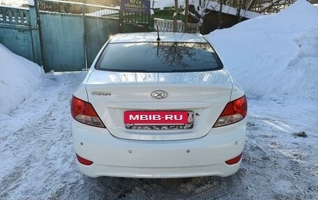 Hyundai Solaris II рестайлинг, 2012 год, 1 000 000 рублей, 2 фотография
