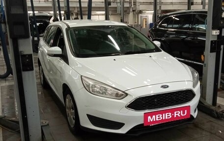 Ford Focus III, 2018 год, 972 000 рублей, 2 фотография