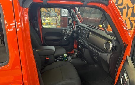 Jeep Wrangler, 2019 год, 5 990 000 рублей, 13 фотография