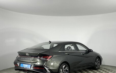 Hyundai Elantra, 2023 год, 2 500 000 рублей, 5 фотография