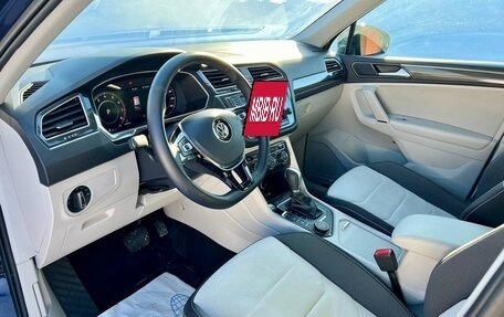 Volkswagen Tiguan II, 2017 год, 2 850 000 рублей, 4 фотография
