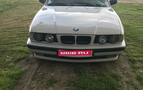 BMW 5 серия, 1991 год, 950 000 рублей, 3 фотография