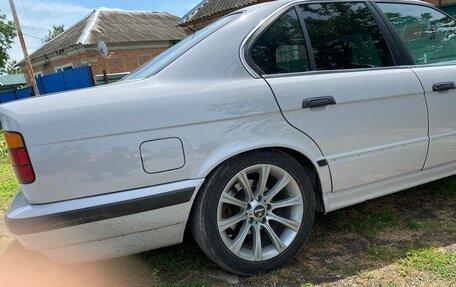 BMW 5 серия, 1991 год, 950 000 рублей, 11 фотография