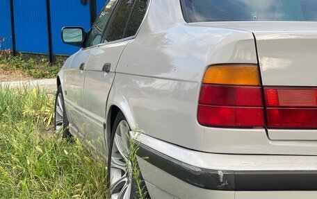 BMW 5 серия, 1991 год, 950 000 рублей, 19 фотография