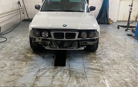 BMW 5 серия, 1991 год, 950 000 рублей, 22 фотография