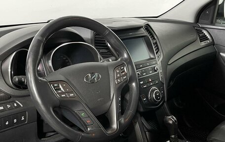 Hyundai Santa Fe III рестайлинг, 2018 год, 2 345 000 рублей, 19 фотография