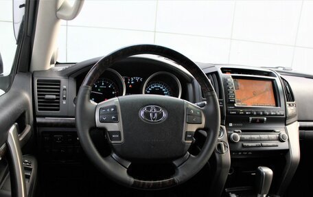 Toyota Land Cruiser 200, 2010 год, 2 990 000 рублей, 22 фотография