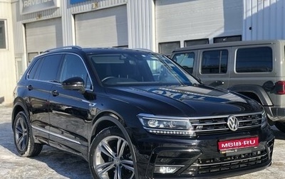 Volkswagen Tiguan II, 2018 год, 2 430 000 рублей, 1 фотография