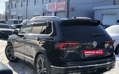 Volkswagen Tiguan II, 2018 год, 2 430 000 рублей, 4 фотография