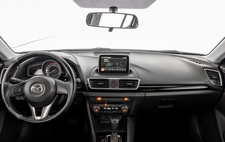 Mazda 3, 2015 год, 1 550 000 рублей, 18 фотография