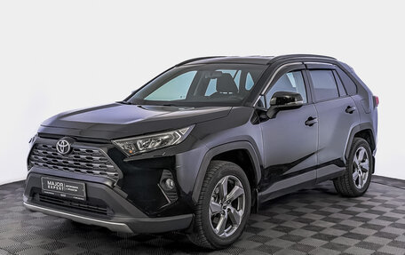 Toyota RAV4, 2021 год, 3 630 000 рублей, 9 фотография