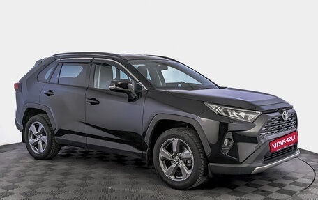 Toyota RAV4, 2021 год, 3 630 000 рублей, 10 фотография