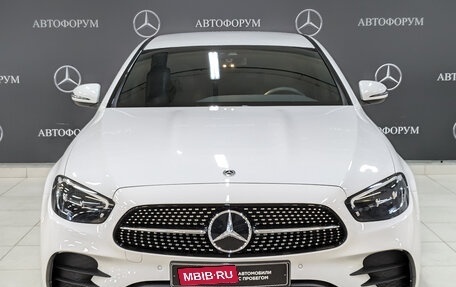 Mercedes-Benz E-Класс, 2022 год, 8 485 000 рублей, 2 фотография