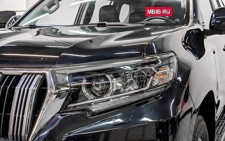 Toyota Land Cruiser Prado 150 рестайлинг 2, 2018 год, 5 950 000 рублей, 12 фотография