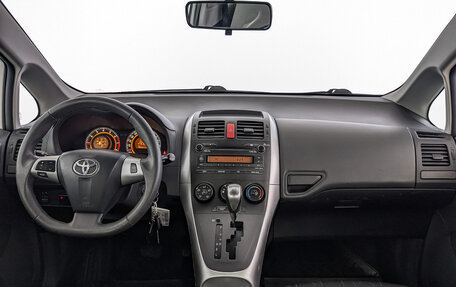 Toyota Auris II, 2011 год, 1 185 000 рублей, 10 фотография