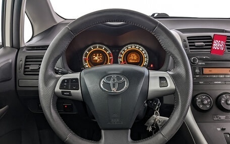 Toyota Auris II, 2011 год, 1 185 000 рублей, 13 фотография