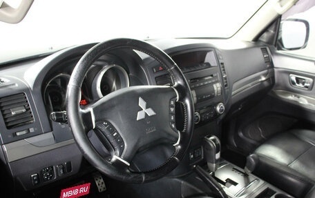 Mitsubishi Pajero IV, 2011 год, 1 950 000 рублей, 14 фотография