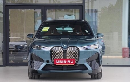 BMW iX, 2024 год, 11 000 123 рублей, 2 фотография