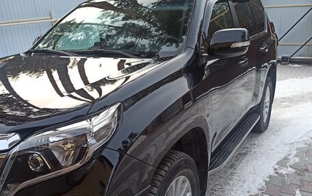 Toyota Land Cruiser Prado 150 рестайлинг 2, 2013 год, 3 600 000 рублей, 1 фотография