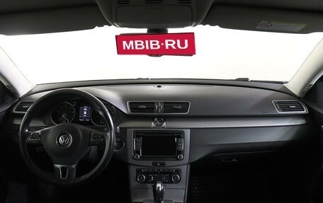 Volkswagen Passat B7, 2011 год, 1 149 000 рублей, 14 фотография