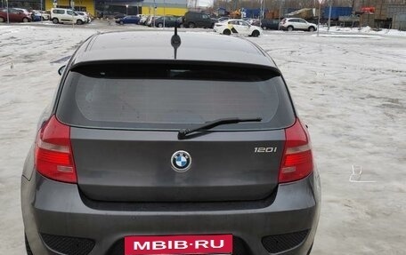 BMW 1 серия, 2004 год, 700 000 рублей, 5 фотография