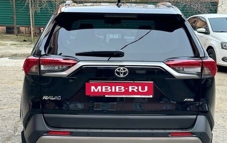 Toyota RAV4, 2022 год, 4 500 000 рублей, 9 фотография