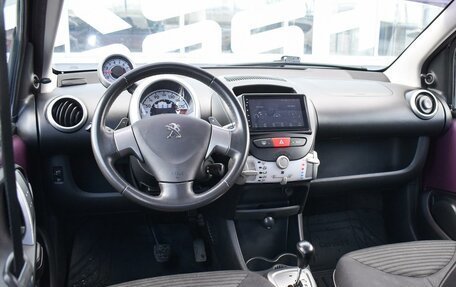 Peugeot 107 I рестайлинг, 2012 год, 659 000 рублей, 6 фотография
