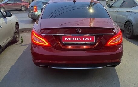 Mercedes-Benz CLS, 2013 год, 2 650 000 рублей, 3 фотография