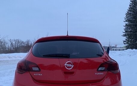 Opel Astra J, 2013 год, 890 000 рублей, 2 фотография