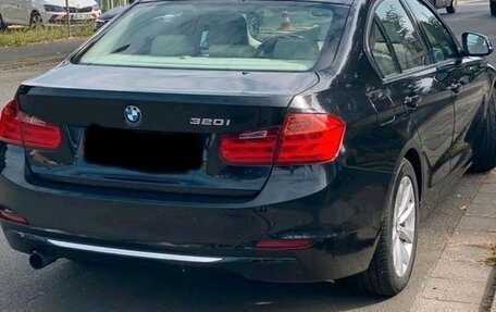 BMW 3 серия, 2012 год, 950 000 рублей, 3 фотография