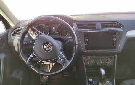 Volkswagen Tiguan II, 2020 год, 2 000 000 рублей, 3 фотография