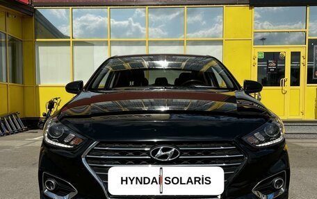 Hyundai Solaris II рестайлинг, 2019 год, 1 395 000 рублей, 2 фотография