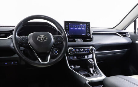 Toyota RAV4, 2020 год, 3 615 000 рублей, 11 фотография
