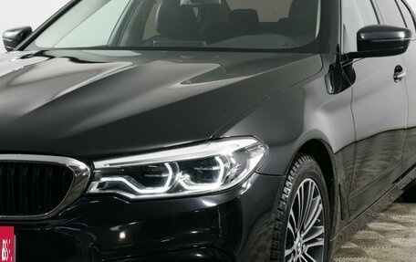 BMW 5 серия, 2018 год, 3 820 000 рублей, 28 фотография