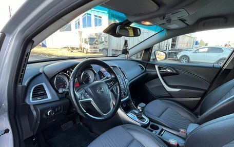 Opel Astra J, 2013 год, 1 050 000 рублей, 6 фотография