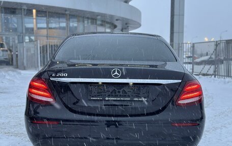 Mercedes-Benz E-Класс, 2019 год, 2 870 000 рублей, 5 фотография