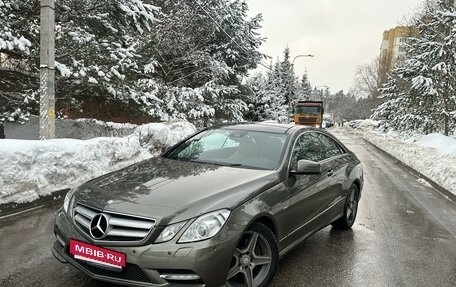 Mercedes-Benz E-Класс, 2012 год, 1 795 000 рублей, 2 фотография