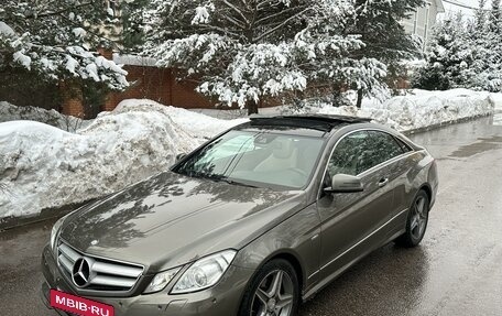 Mercedes-Benz E-Класс, 2012 год, 1 795 000 рублей, 6 фотография