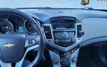 Chevrolet Cruze II, 2012 год, 710 000 рублей, 7 фотография