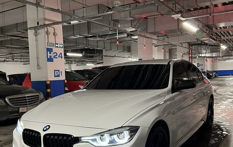 BMW 3 серия, 2018 год, 2 830 000 рублей, 3 фотография