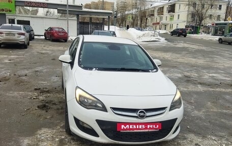 Opel Astra J, 2013 год, 1 100 000 рублей, 6 фотография