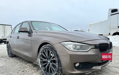 BMW 3 серия, 2013 год, 1 600 000 рублей, 24 фотография