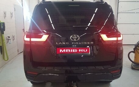 Toyota Land Cruiser, 2021 год, 9 500 000 рублей, 3 фотография