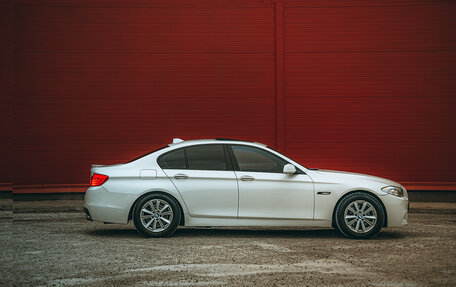 BMW 5 серия, 2011 год, 1 820 000 рублей, 5 фотография