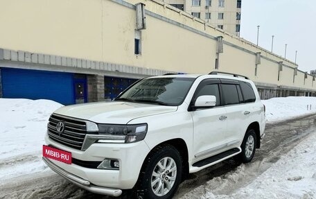 Toyota Land Cruiser 200, 2018 год, 6 000 000 рублей, 7 фотография