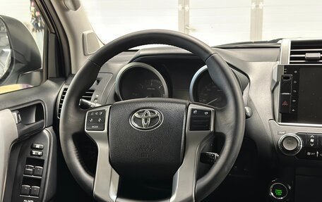Toyota Land Cruiser Prado 150 рестайлинг 2, 2014 год, 3 749 000 рублей, 23 фотография