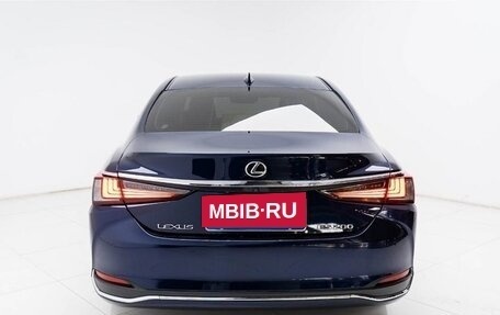 Lexus ES VII, 2021 год, 3 850 000 рублей, 6 фотография