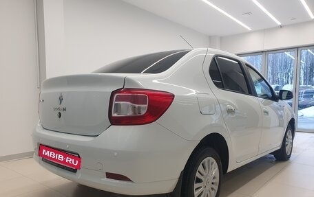 Renault Logan II, 2017 год, 1 100 000 рублей, 4 фотография